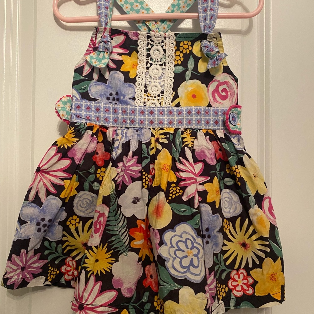 SOLD SEPARATELY!!! Size 4